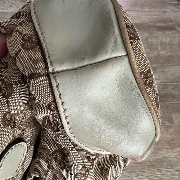Authentic Gucci Handbag - Picture 6 of 12